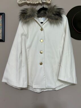 crown & ivy Cream Cape Coat with Faux-Fur Hood and Gold Buttons